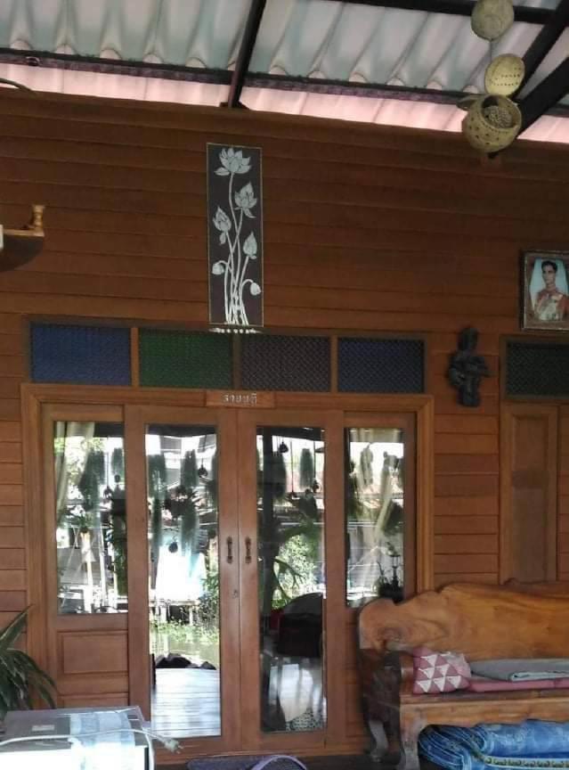 Baan Ing Suan Hotell Amphawa Rum bild
